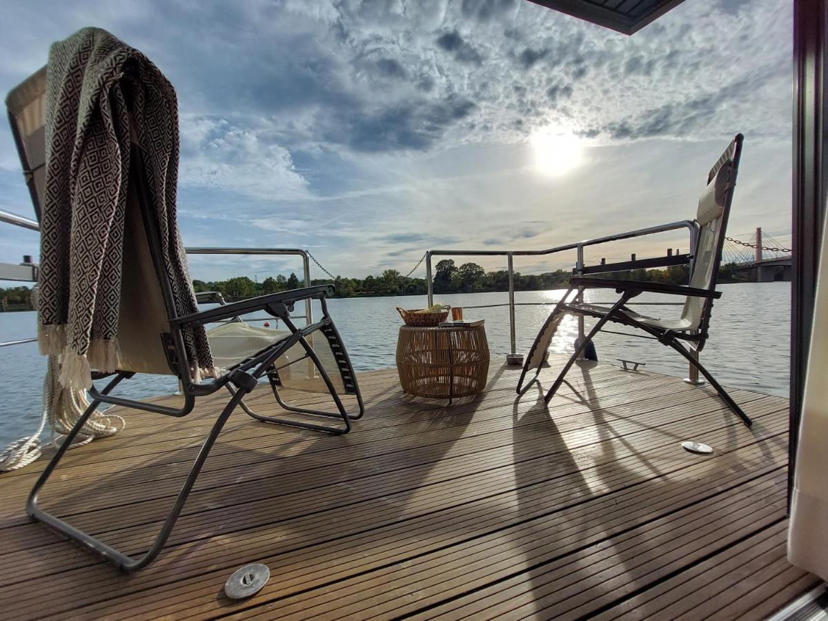 Lemuria Houseboat - Plywajacy Domek Na Wodzie Wroclaw Bagian luar foto